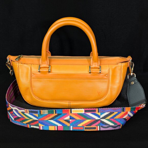 LOUIS VUITTON Epi Leather Dhanura PM Orange - RARE - Picture 15 of 16